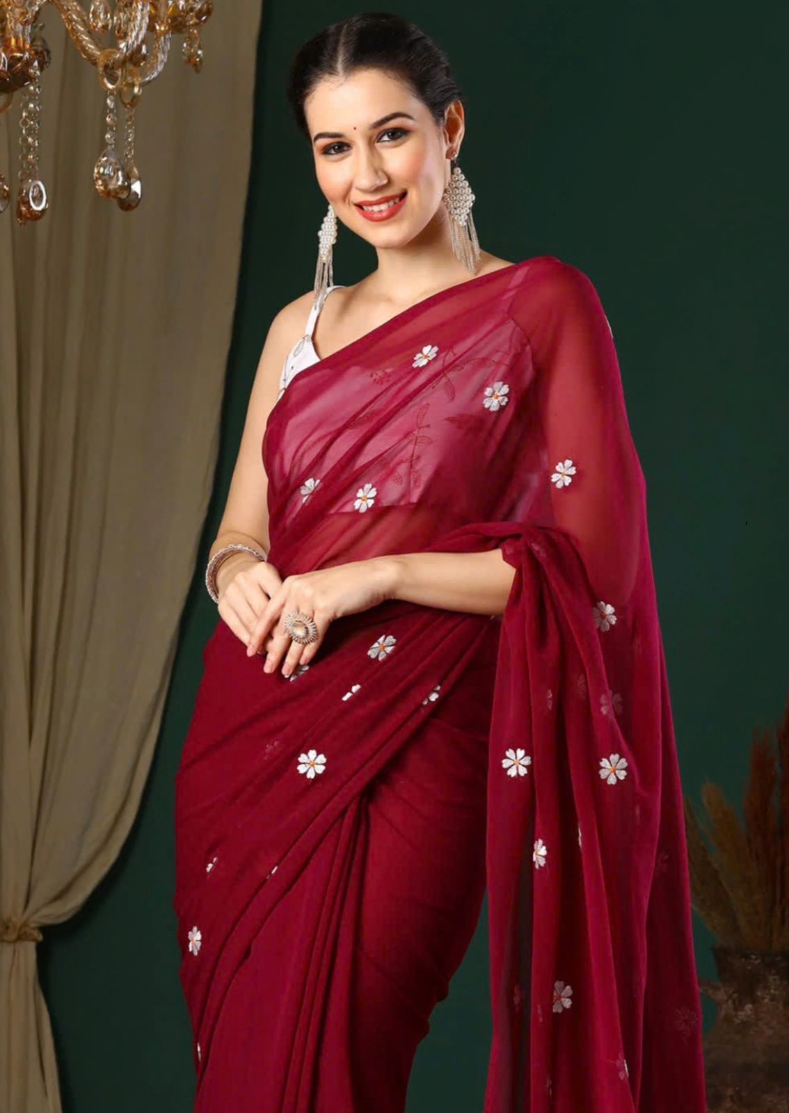 Elegant Georgette Saree with Exquisite Embroidery